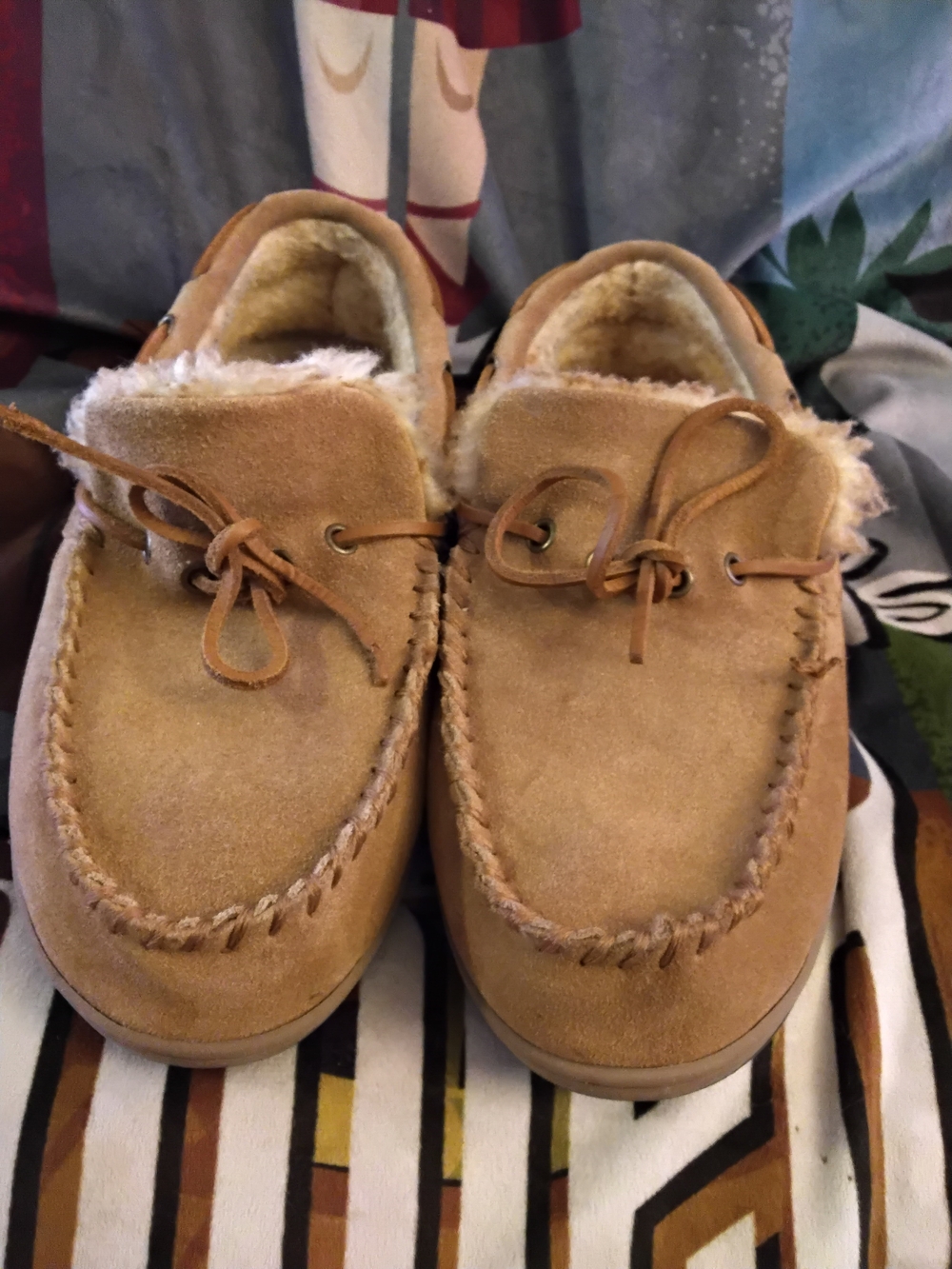 Clarks Men's size 9 Tan Suede Fur Lined Slip On Shoes loafers Slippers with shoe